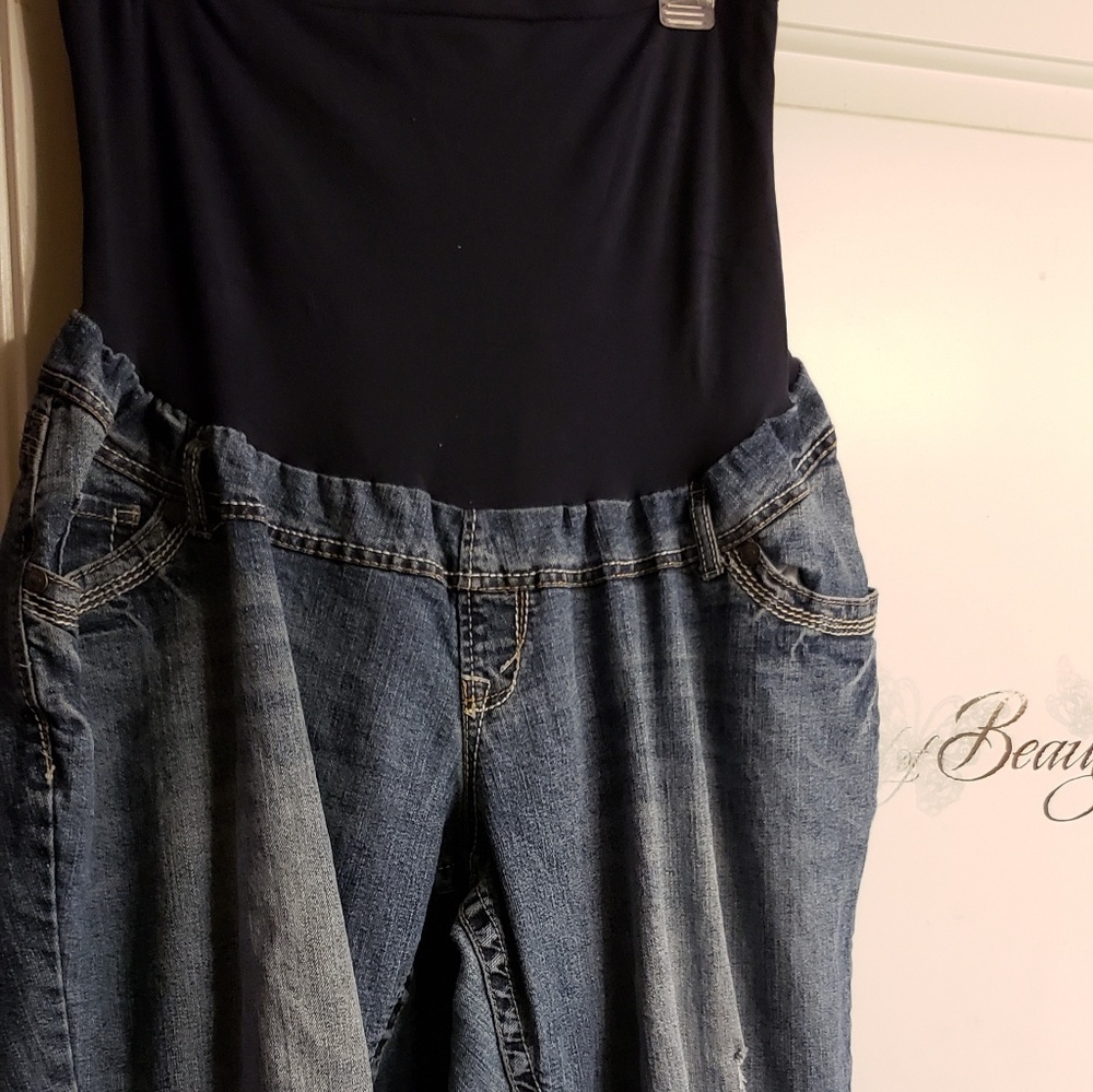 Motherhood capris